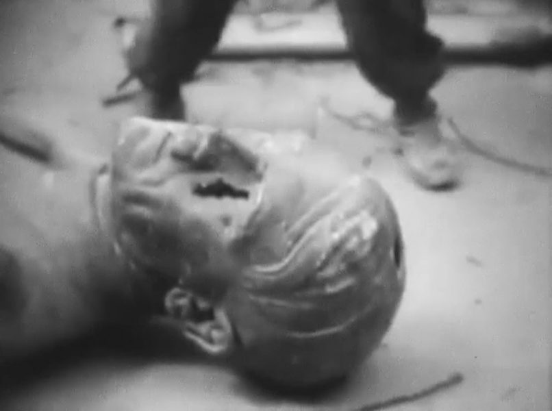Sic Semper Tyrannis (Dance, Dance, Dance) (στιγμιότυπο), 2017