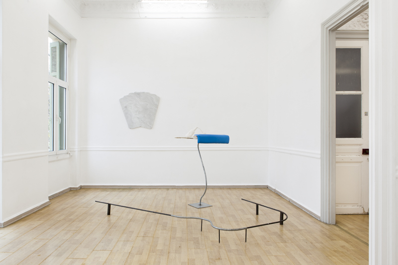 Solo Bar (Blue), 2018