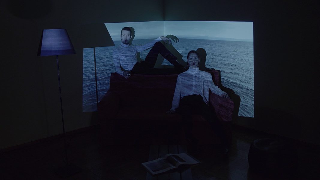 LiVing room, 2019, 1'